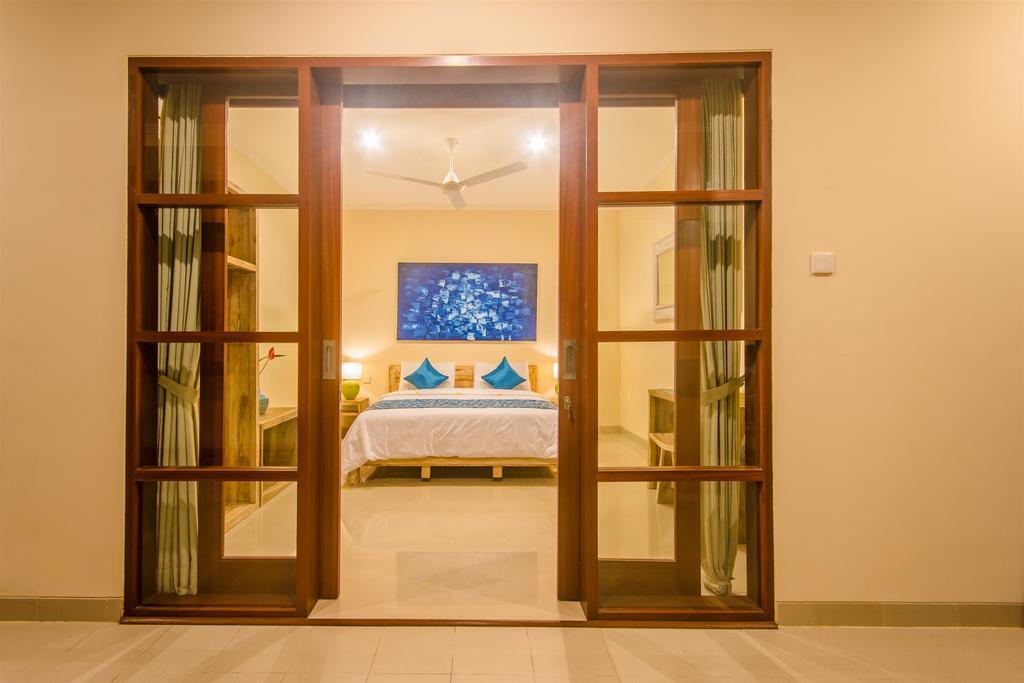Villa Tepi Sungai Legian Δωμάτιο φωτογραφία