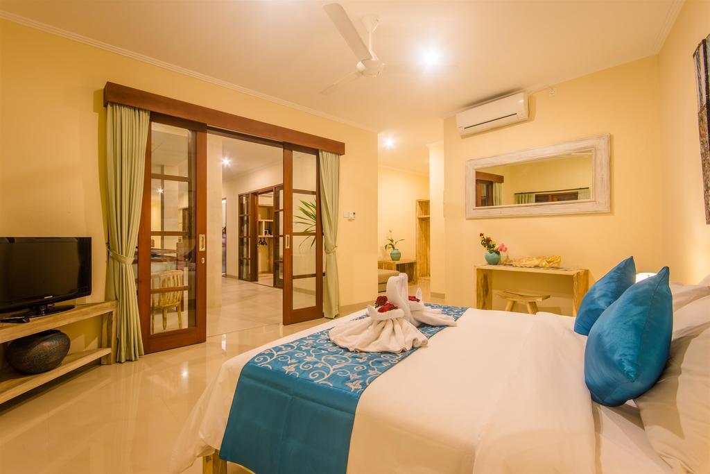 Villa Tepi Sungai Legian Δωμάτιο φωτογραφία