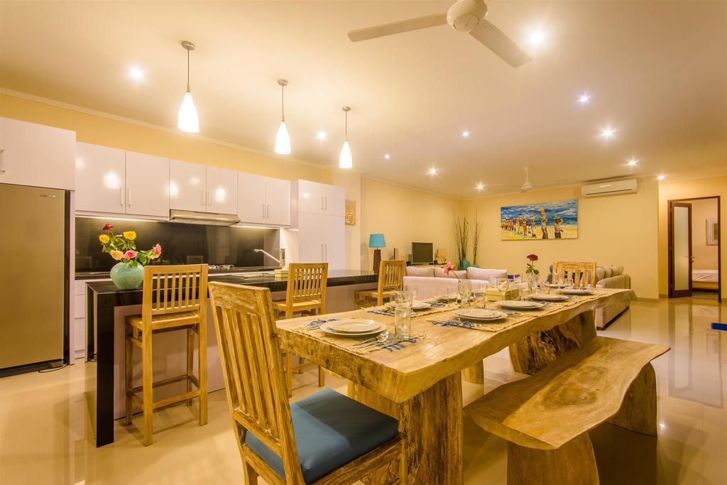 Villa Tepi Sungai Legian Δωμάτιο φωτογραφία