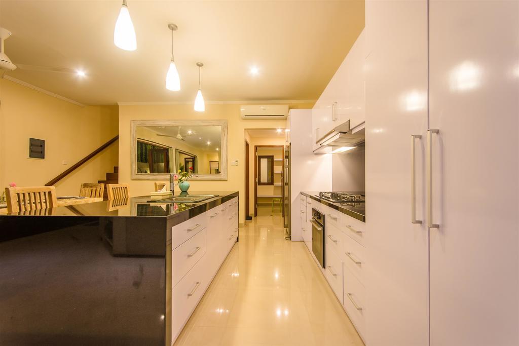 Villa Tepi Sungai Legian Δωμάτιο φωτογραφία